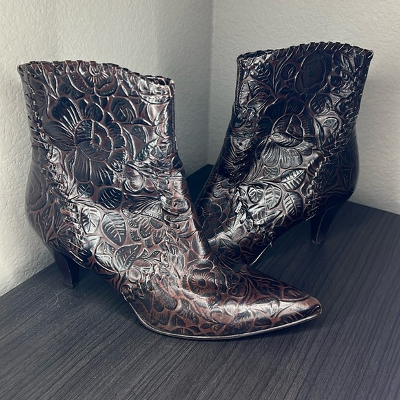 Leather Antonio Melani Boots - Picture 1 of 5